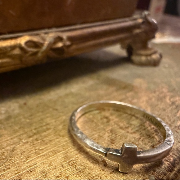 Silpada Silver Cross Ring Sz. 8 - Picture 3 of 4